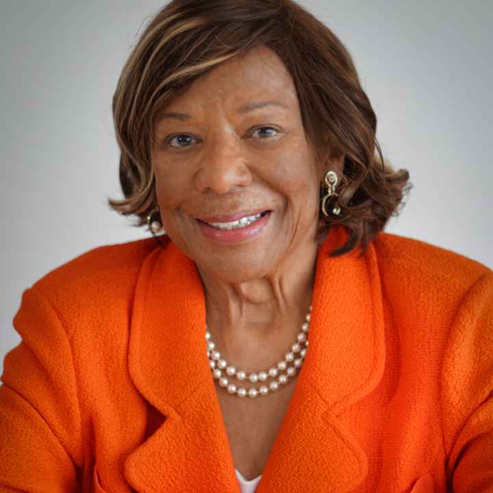 A portrait headshot of Deborah Richardson